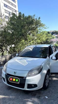 RENAULT SANDERO 1.0 EXPRESSION 16V FLEX 4P MANUAL